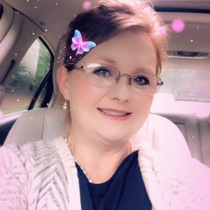 Meet your Posher, Alana